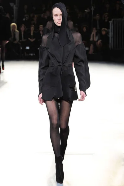 Look 39